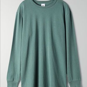 TNA tour long sleeve